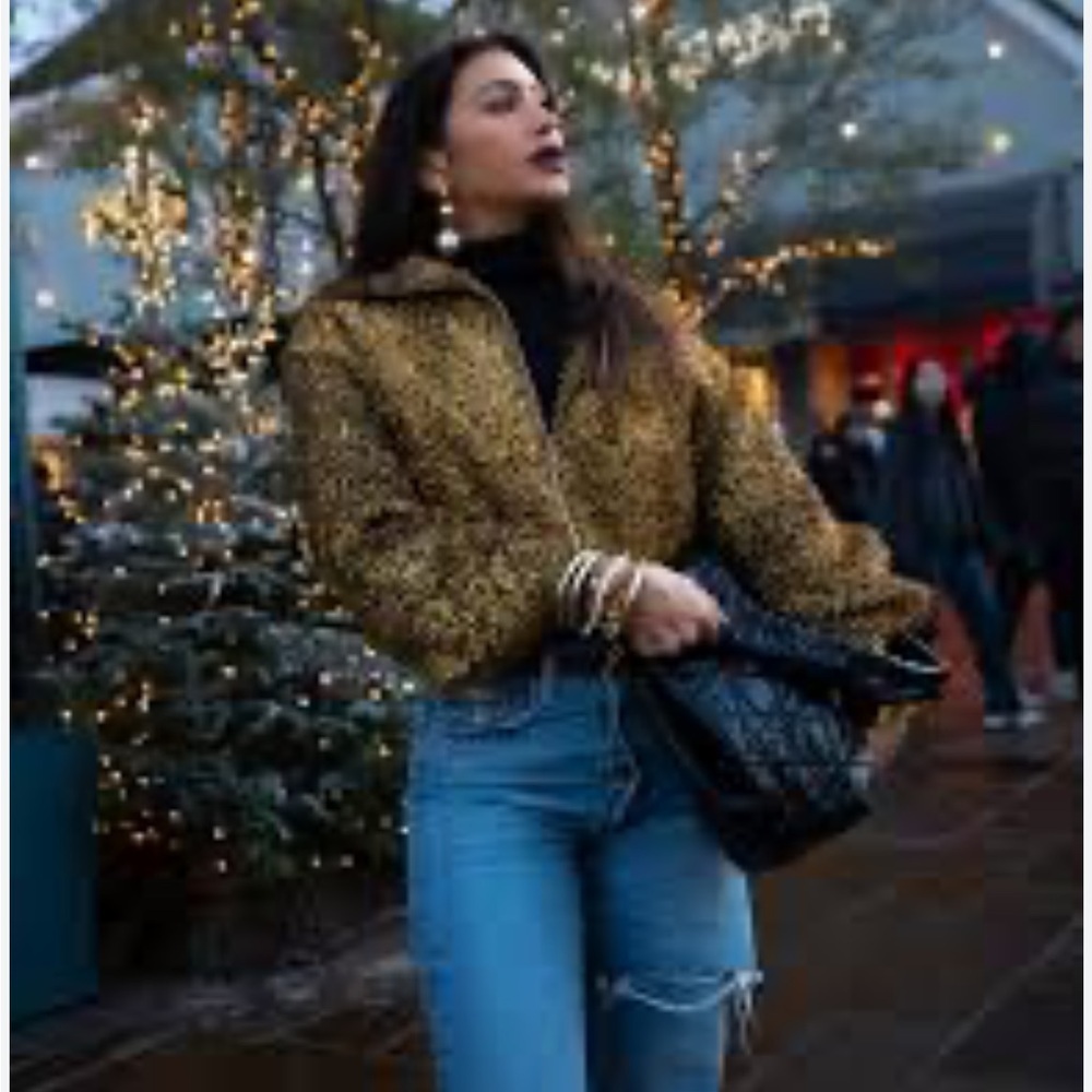 NWT ZARA TREND 2025 COLLECTION METALLIC THREAD BOMBER JACKET S 
🚨FIRM PRICE - Picture 10 of 16